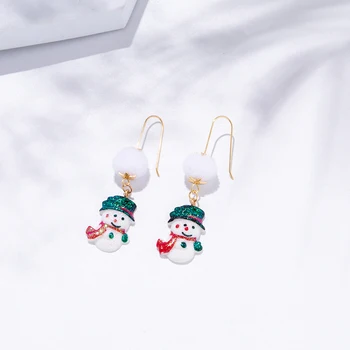 Skaistumkopšanas Slāni Jaunu Modes Cute Ziemassvētku Sniegavīrs Auskari Sieviešu Puses Dzimšanas dienas Dāvanu Rotaslietas Vairumtirdzniecības Tiešā Pārdošana Attēls 0