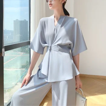Ir 2021. Vasaras Elegants Divu Gabals, Kas Sievietēm Dizainers Francija Vintage Tērpi Uzstādīt Retro Šiks Topi Gadījuma Plaša Kāju Bikses Korejas Apģērbi Attēls 2